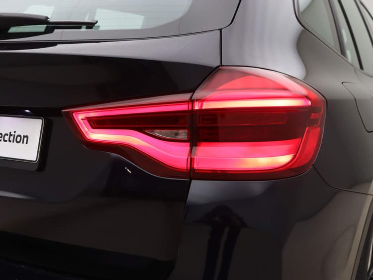 BMW X3 3.0sd AT (286 hp)