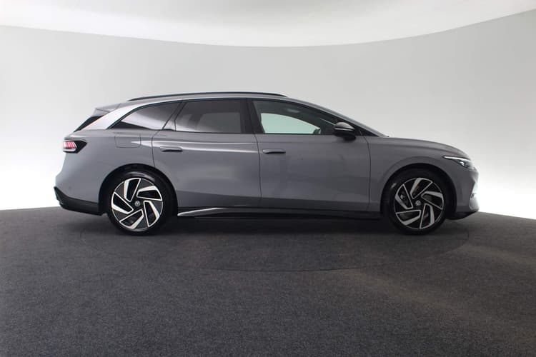 Volkswagen Transporter Long 1.9d MT (105 hp)