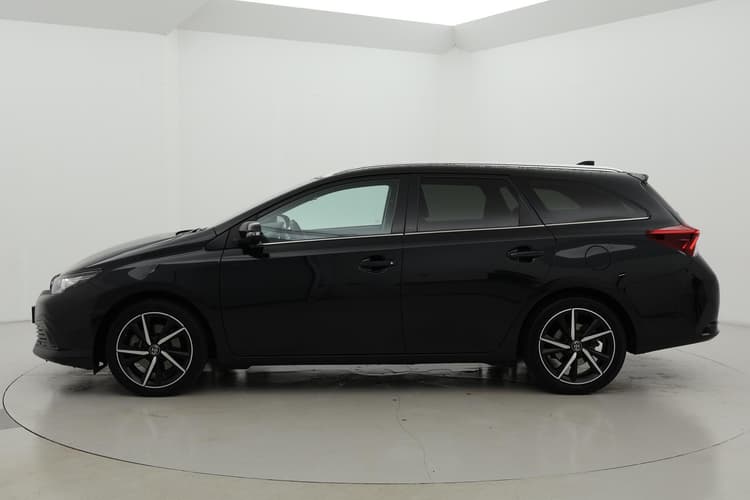 Toyota Auris 1.8 (136 hp)