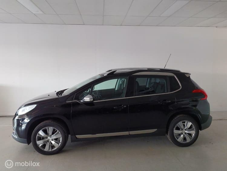 Peugeot 2008 1.2 VTi MT (82 hp)